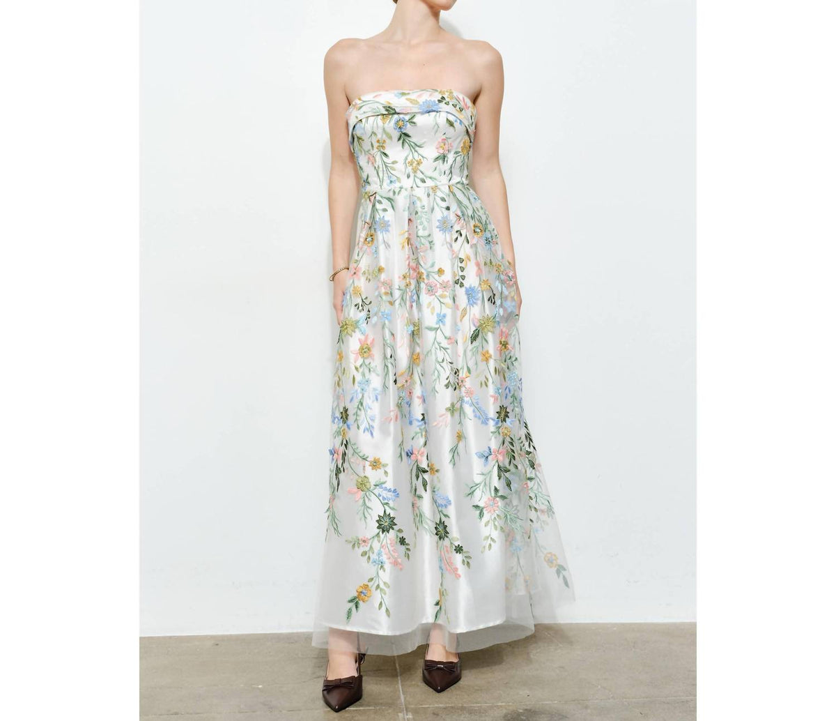 Ina Fashion - Romantic Off Shoulder Maxi Dress