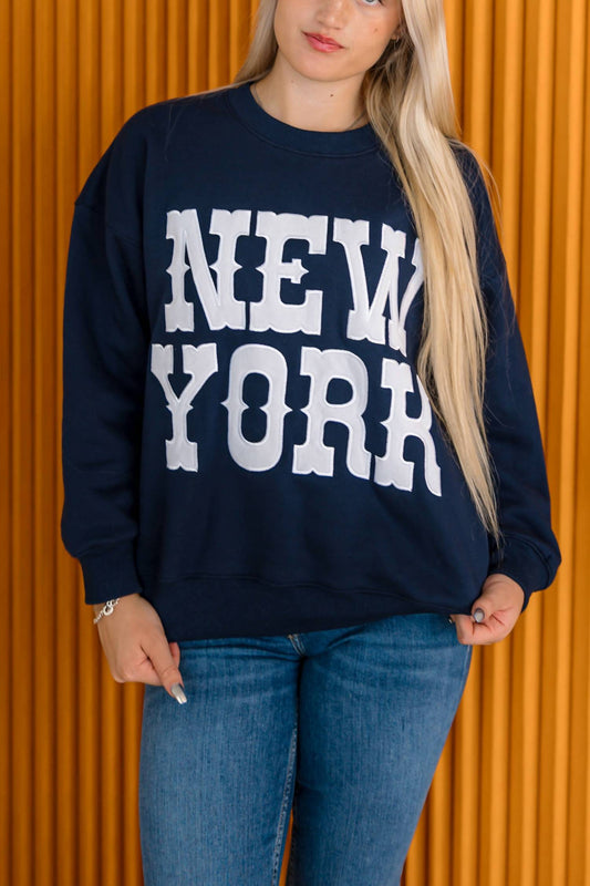 Le Lis - Women's New York Oversized Crewneck Sweatshirt