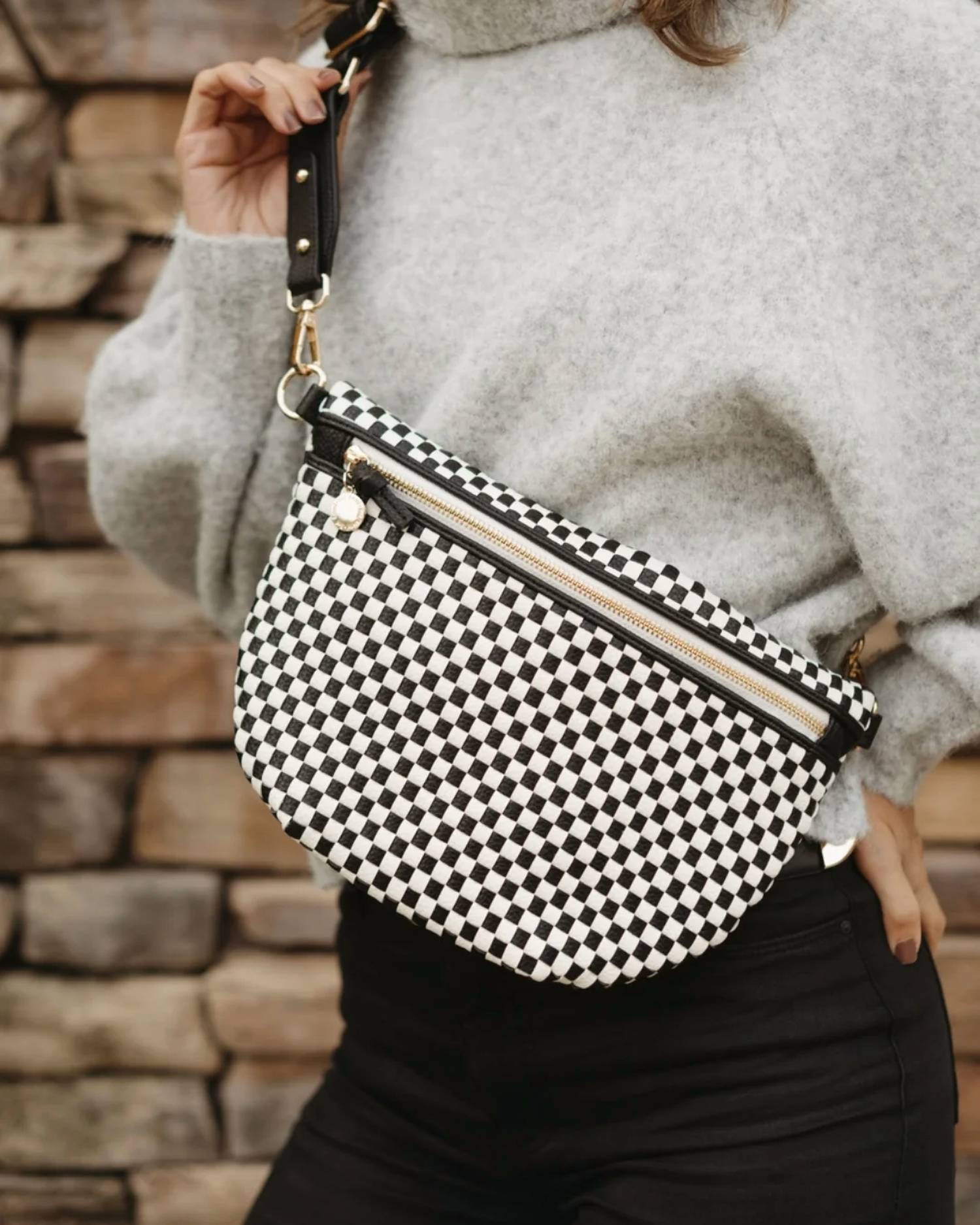 Lumi + Sol - Women's Woven Crossbody Bag