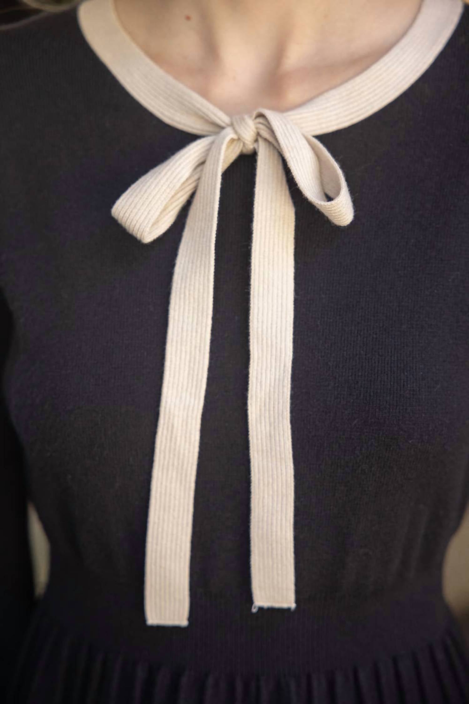 Voy - Joy Princess Sleeve Ribbon Neckline Midi Knit Dress