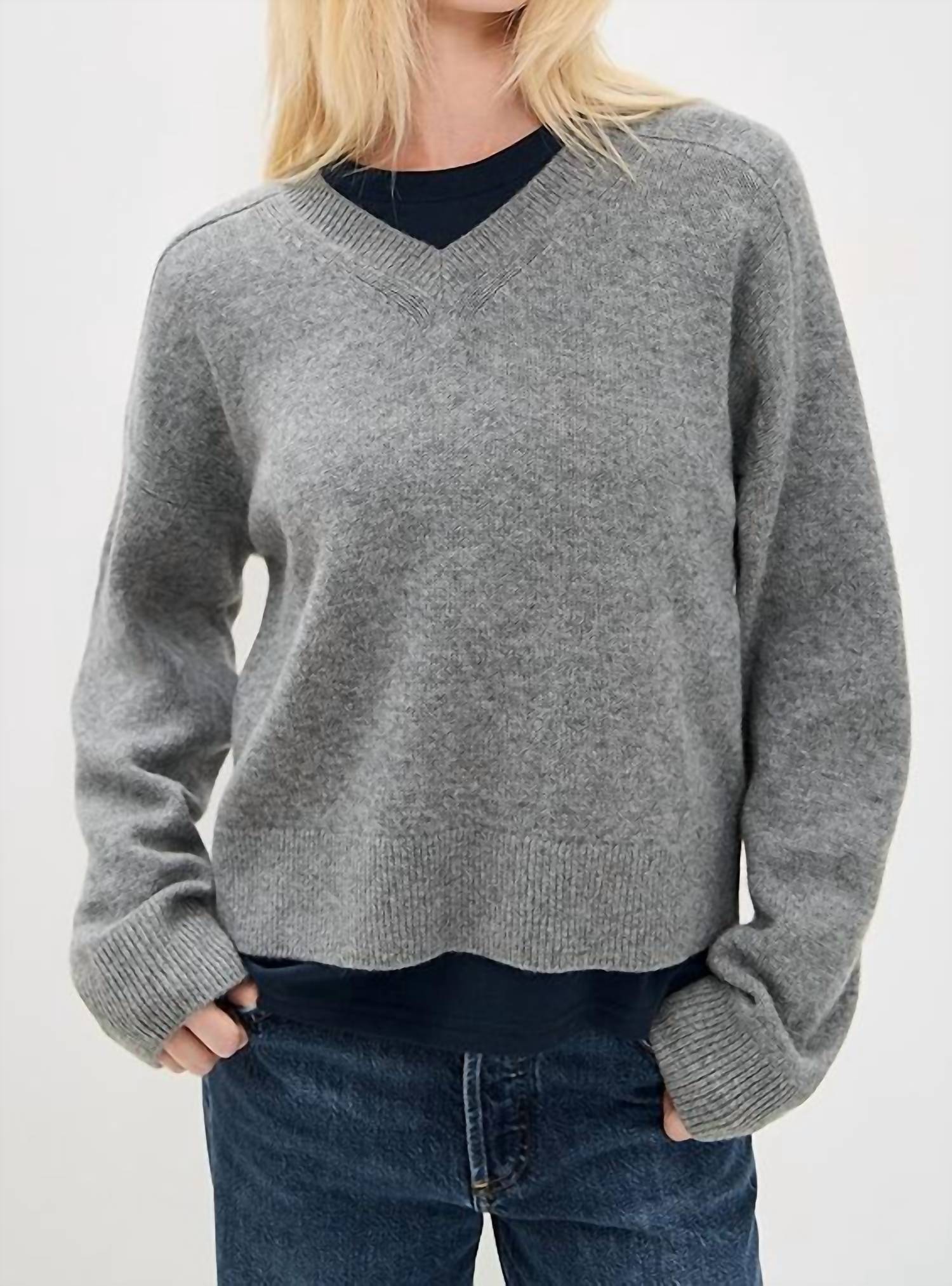 Sold Out Nyc - Cashmere V-neck Top