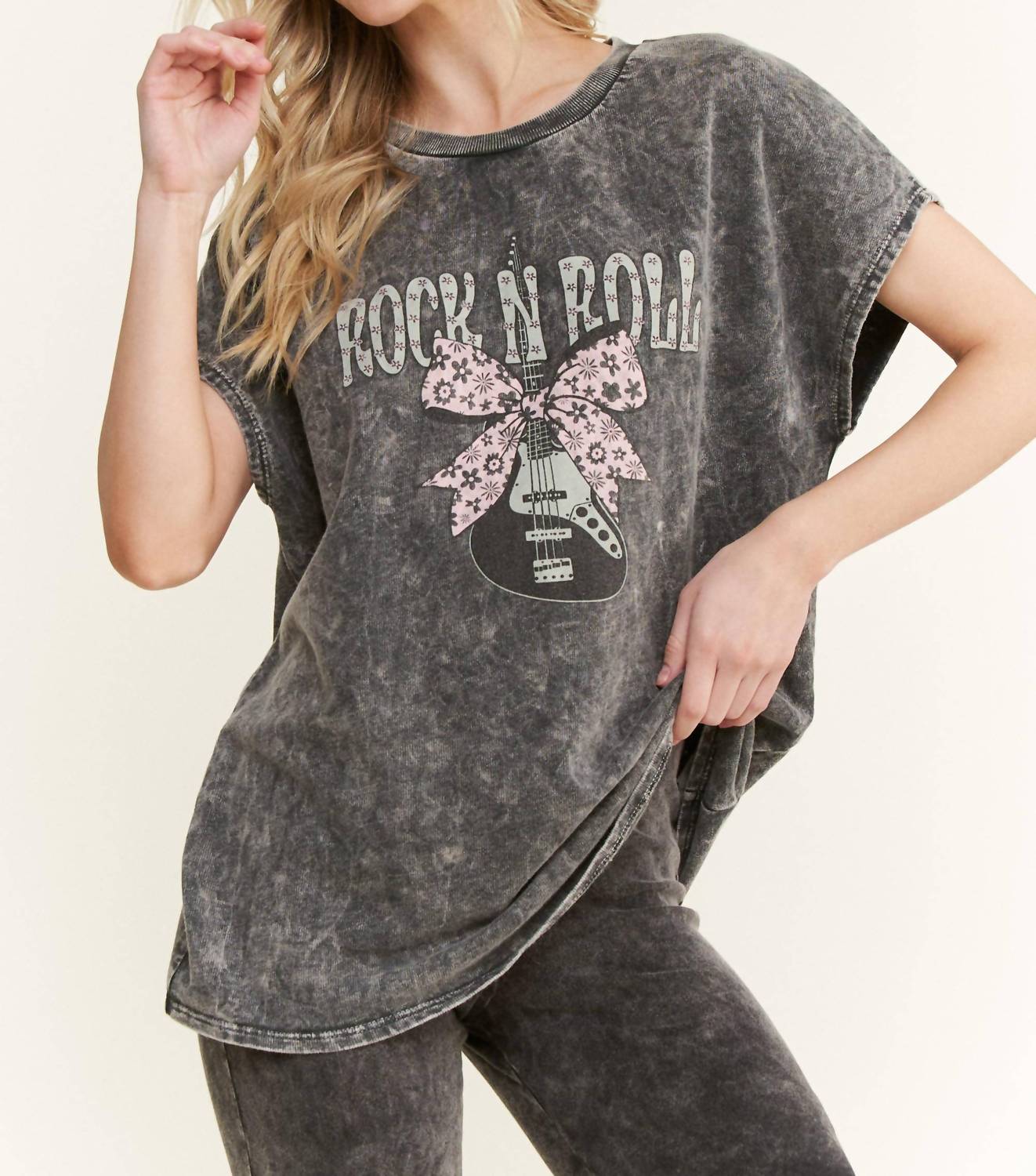 J.Her - Graphic Muscle Sleeve Rocknroll Top