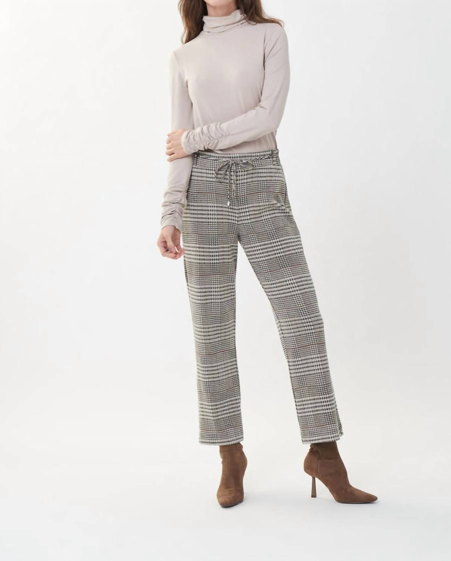 Joseph Ribkoff - Fitted Mock Neck Top