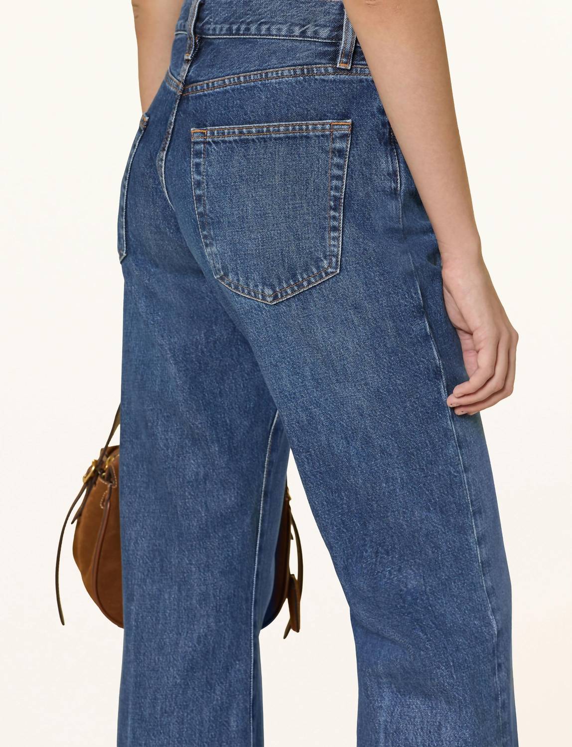 Frame - The Lax Mid Rise Flare Jean