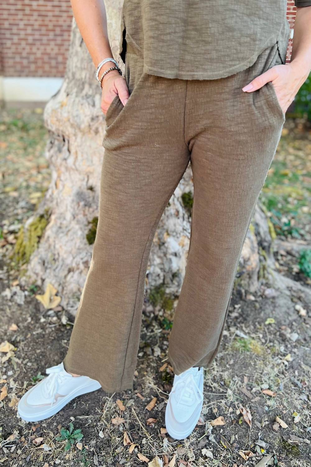 Mododoc - Straight Leg Pants