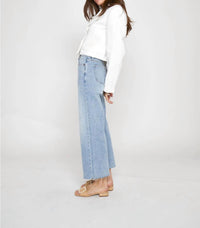 Oliver Logan Aberdeen Crop Denim Jean in light indigo - women's pants - detail view