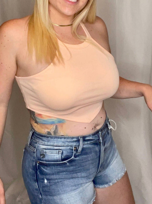 Le Lis - Brooke Cropped Halter Tank Top