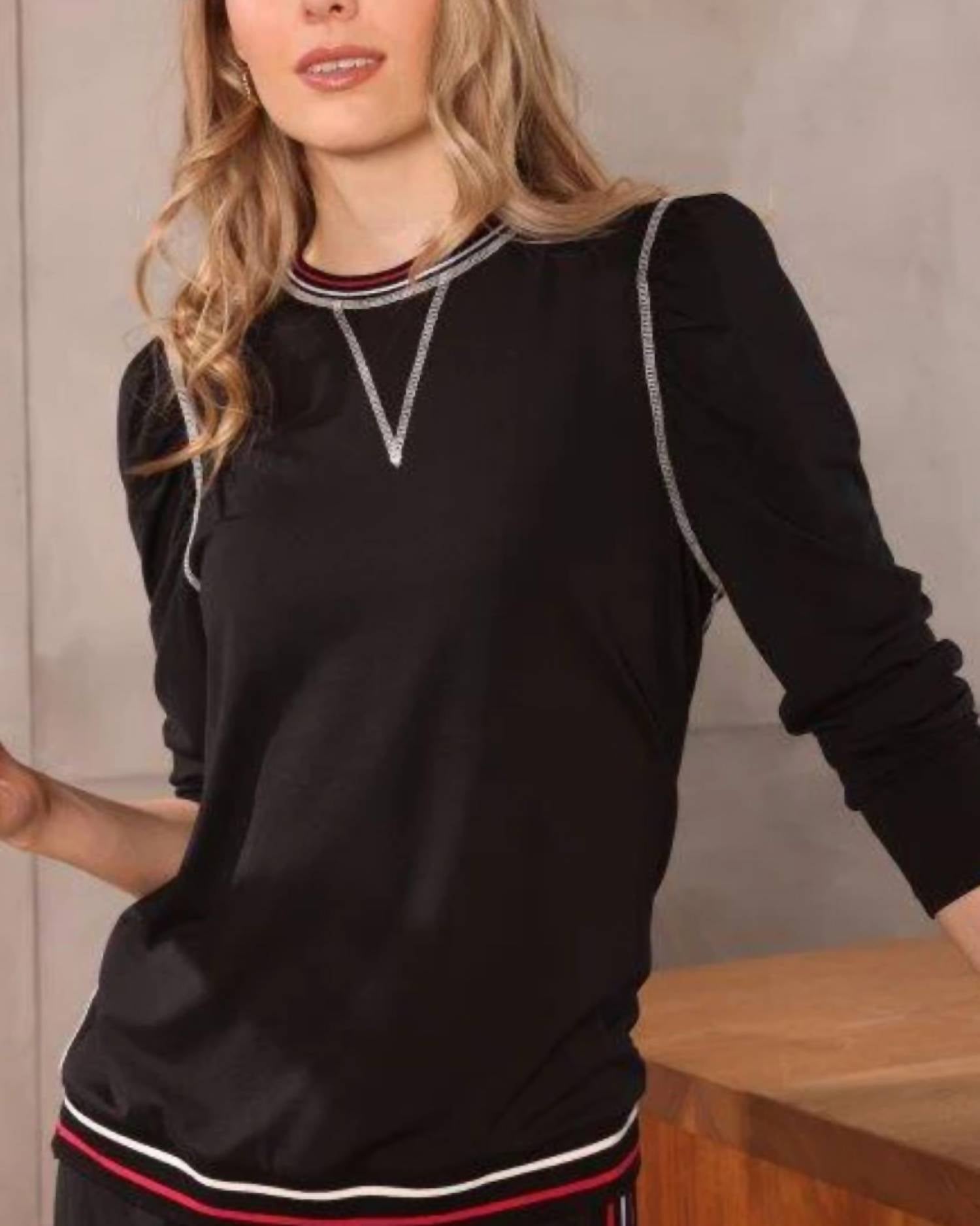Simondona - Contrast Stitching Long Sleeve Tee
