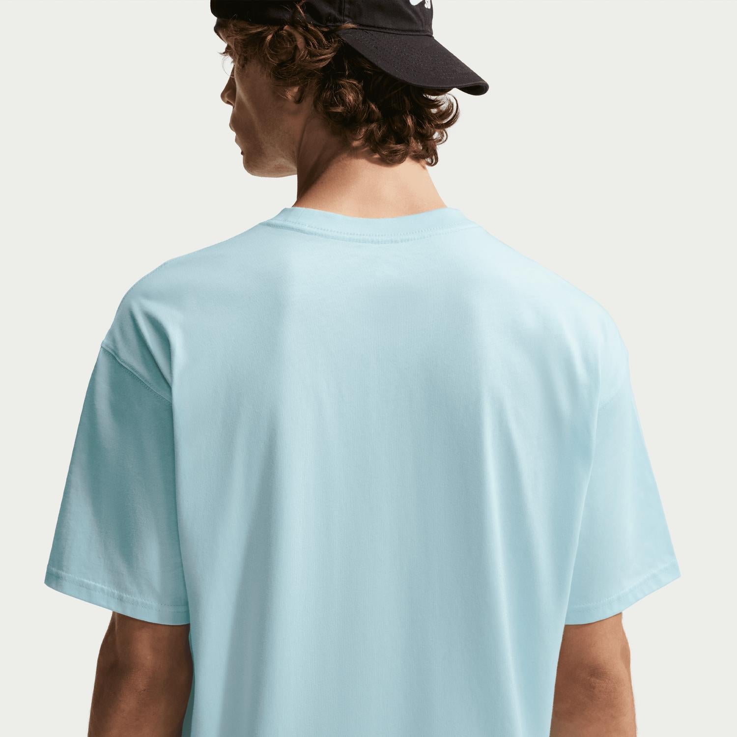 NIKE Dino Keychain T-shirt in glacier blue - men's t-shirt - alternate view