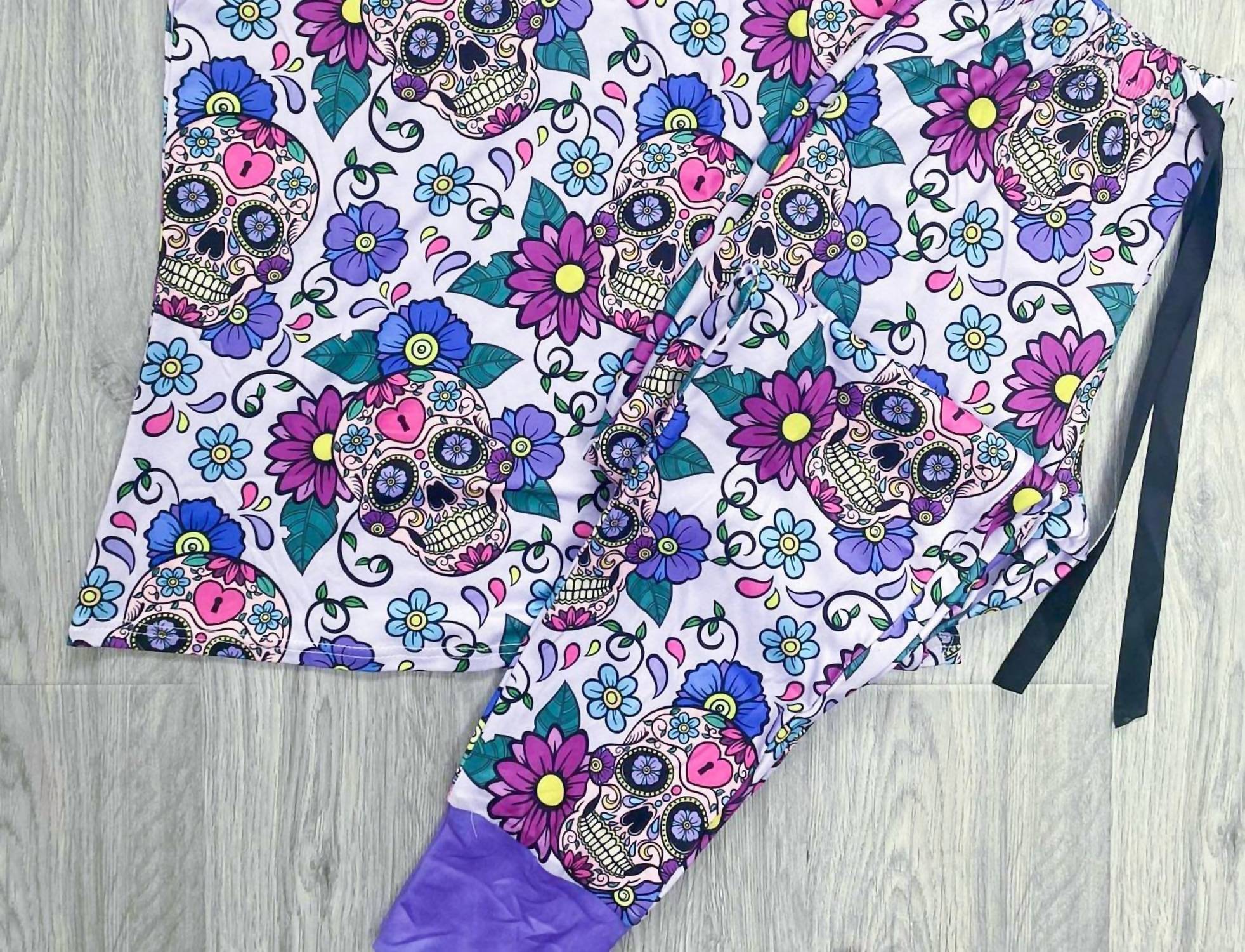 Shirley Stone - Sugar Skulls Loungewear Set