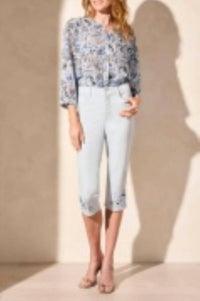 Tribal - Sophia Curvy Embroidered Stretch Capri Jean
