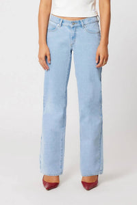 Abrand Jeans - 99 Low Wide Jeans