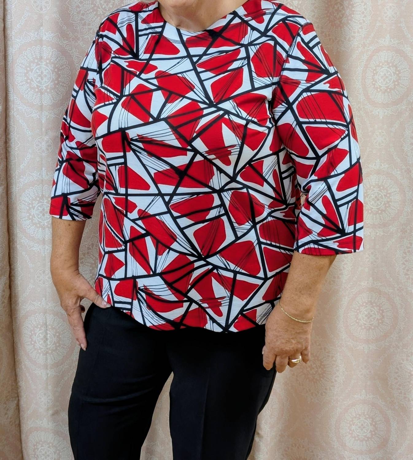 LINKS Missy Three Quarter Sleeve Tango Top in red black - women's blouse