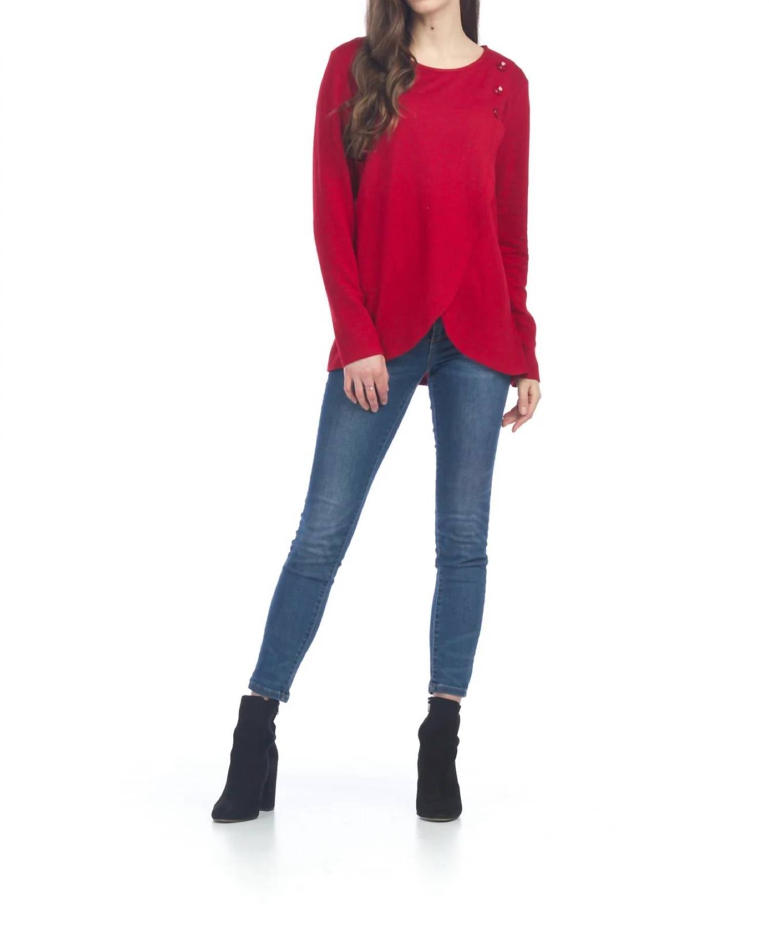 Papillon - Crossover 3 Button Top