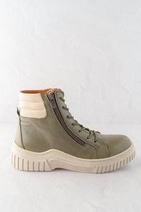 Gelato - Women's Tenor Lace Up Boots