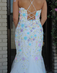 Nox Anabel - V-neck Floral Beaded Prom Gown