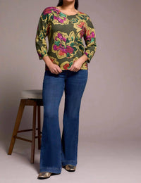 Tribal - Soft Yarn Three-quarter Sleeve Crewneck Sweater