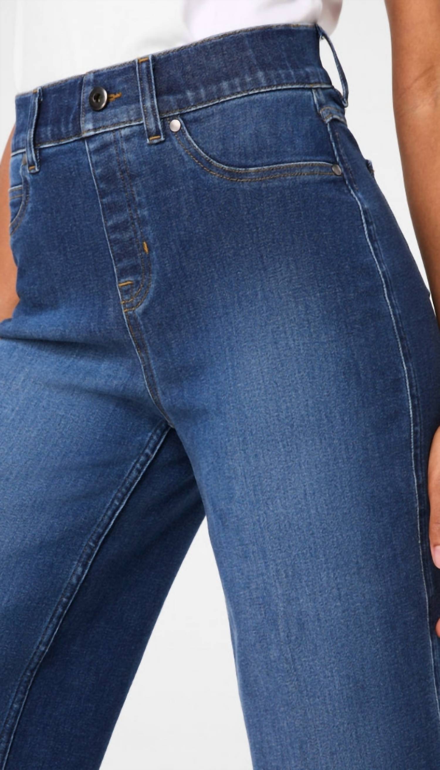 Spanx - Everywhere Cropped Wide Leg Jeans