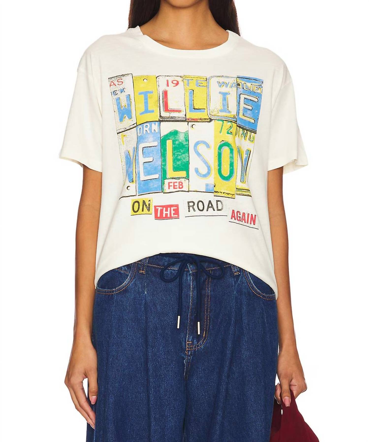 Daydreamer - Willie Neslon On The Road Again Boyfriend Tee
