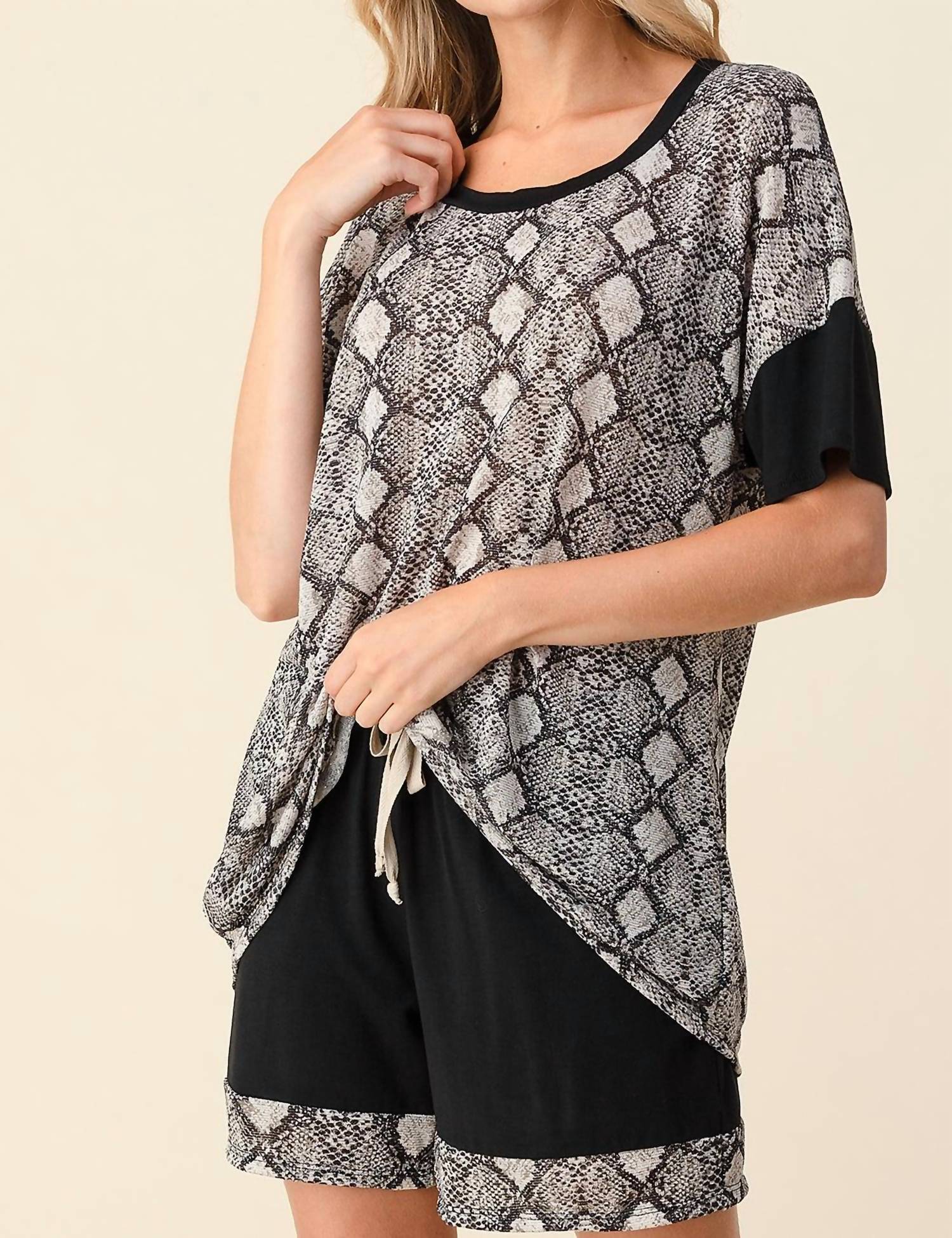 Blumin - Snake Print Loungewear Short Set