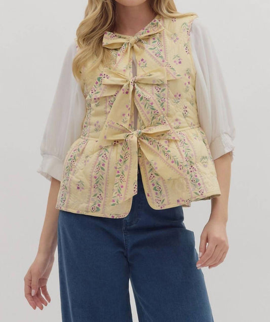 Entro - Quilted Peplum Vest With Front Ties