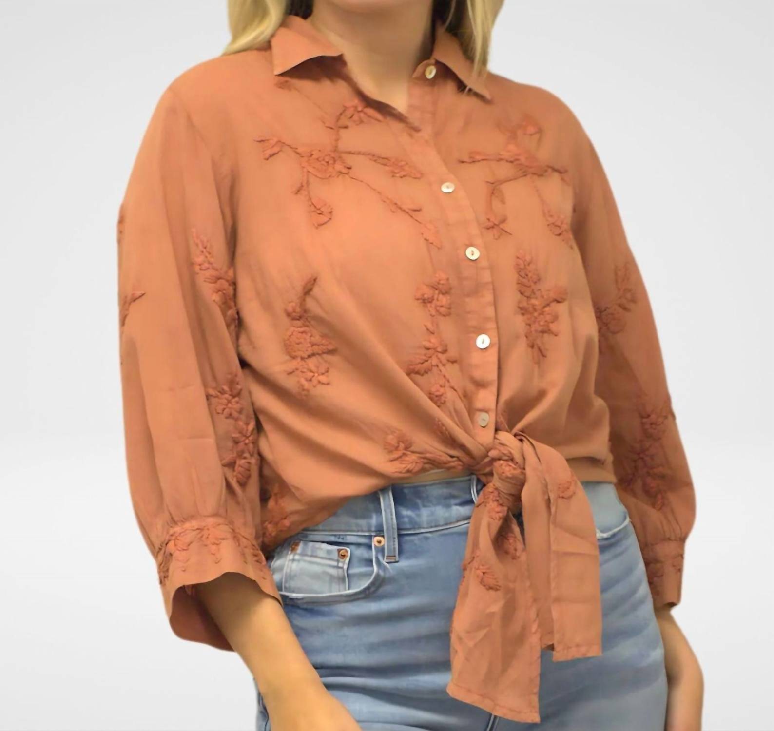 Kyla Seo - Alanis Embroidered Blouse