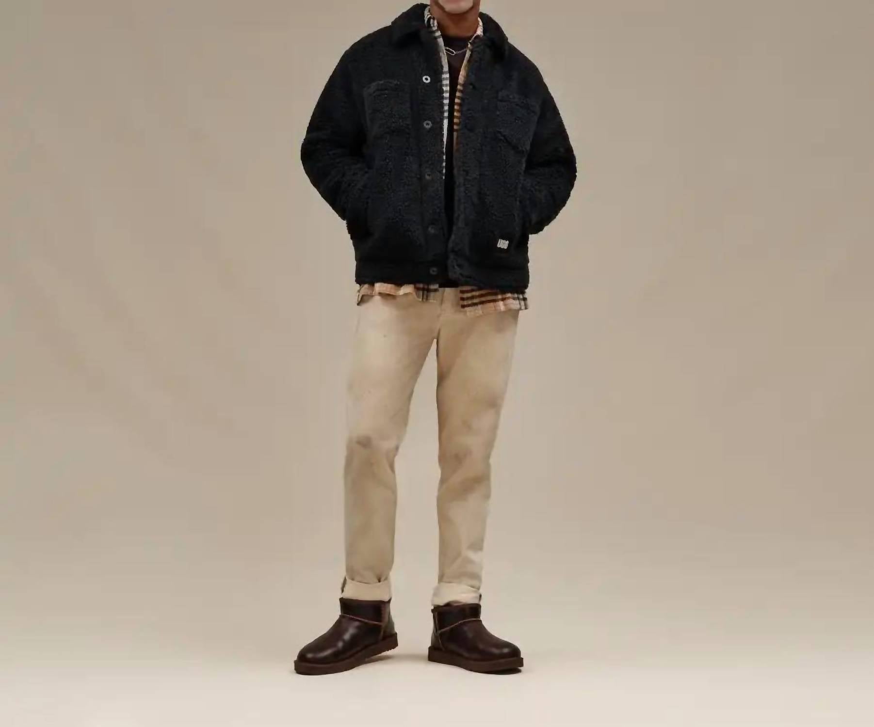 Ugg - Men's Classic Ultra Mini Leather Regenerate Boots