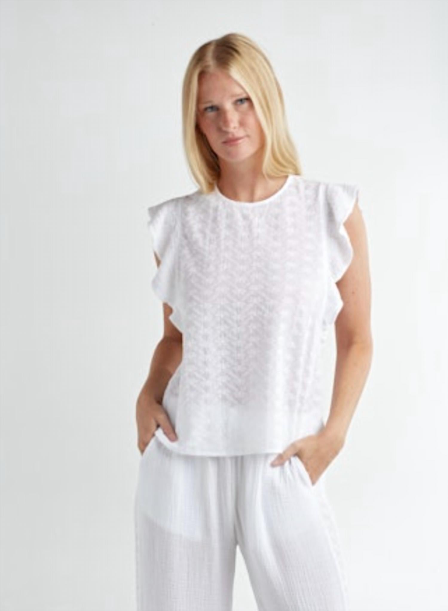 Red Haute - Eyelet Tank With Flutter Sleeve