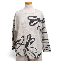 Inoah - Women's Scatter Dolman Pullover