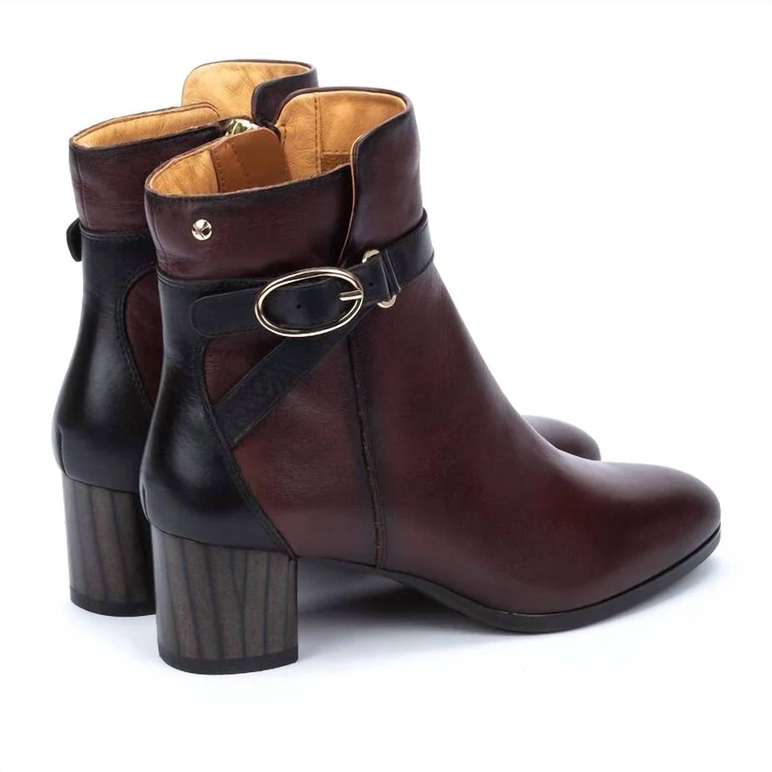 Pikolinos - Women’s Ankle Boots With Buckle