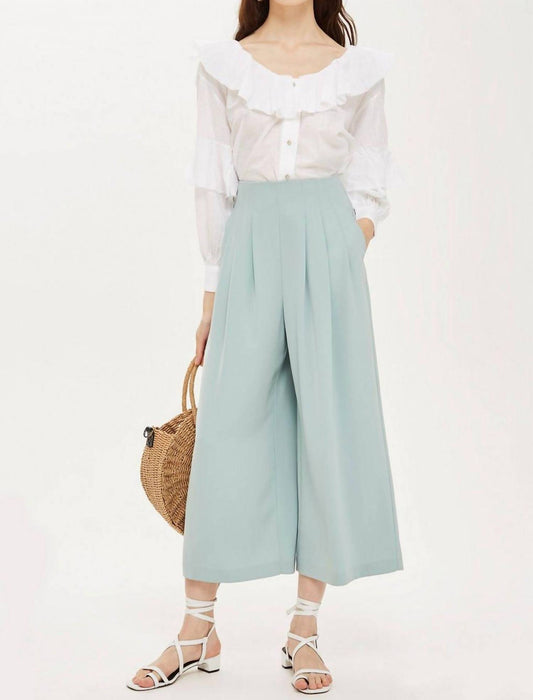 Topshop - Crepe High Rise Pleated Wide Leg Cropped Pants