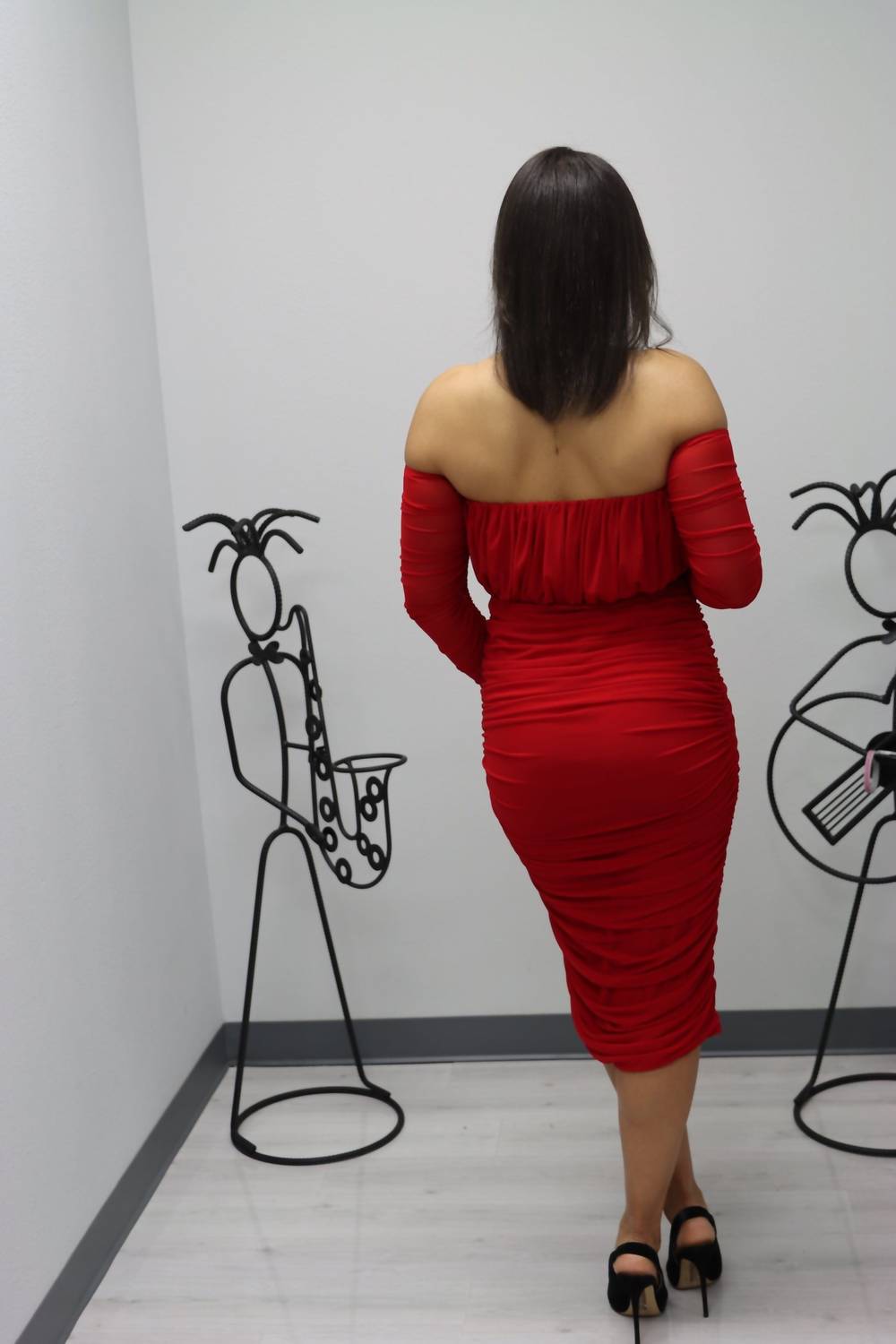 Cameo - Nicole's Ruched Off Shoulder Midi Dress