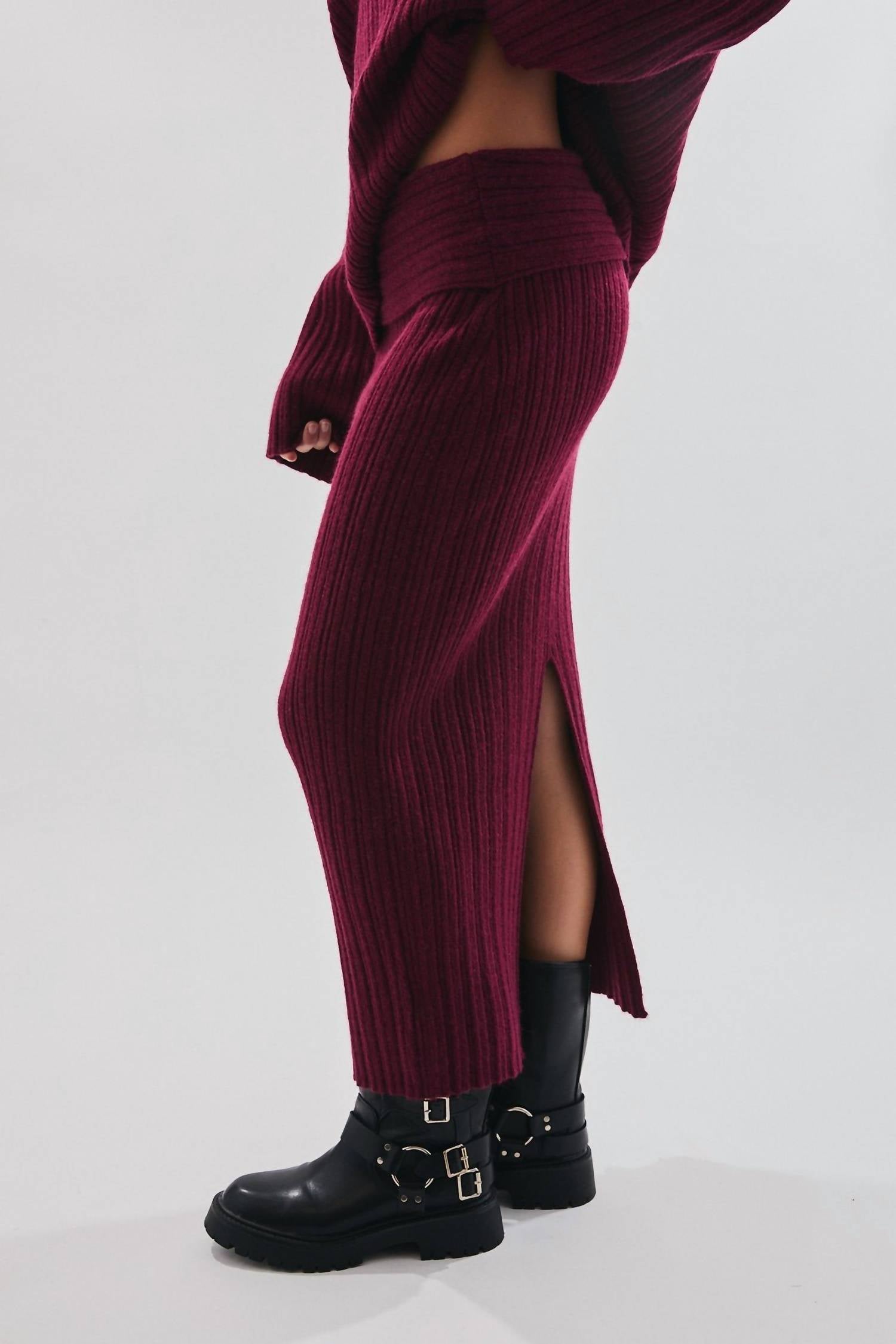 Le Lis - Maxi Sweater Skirt