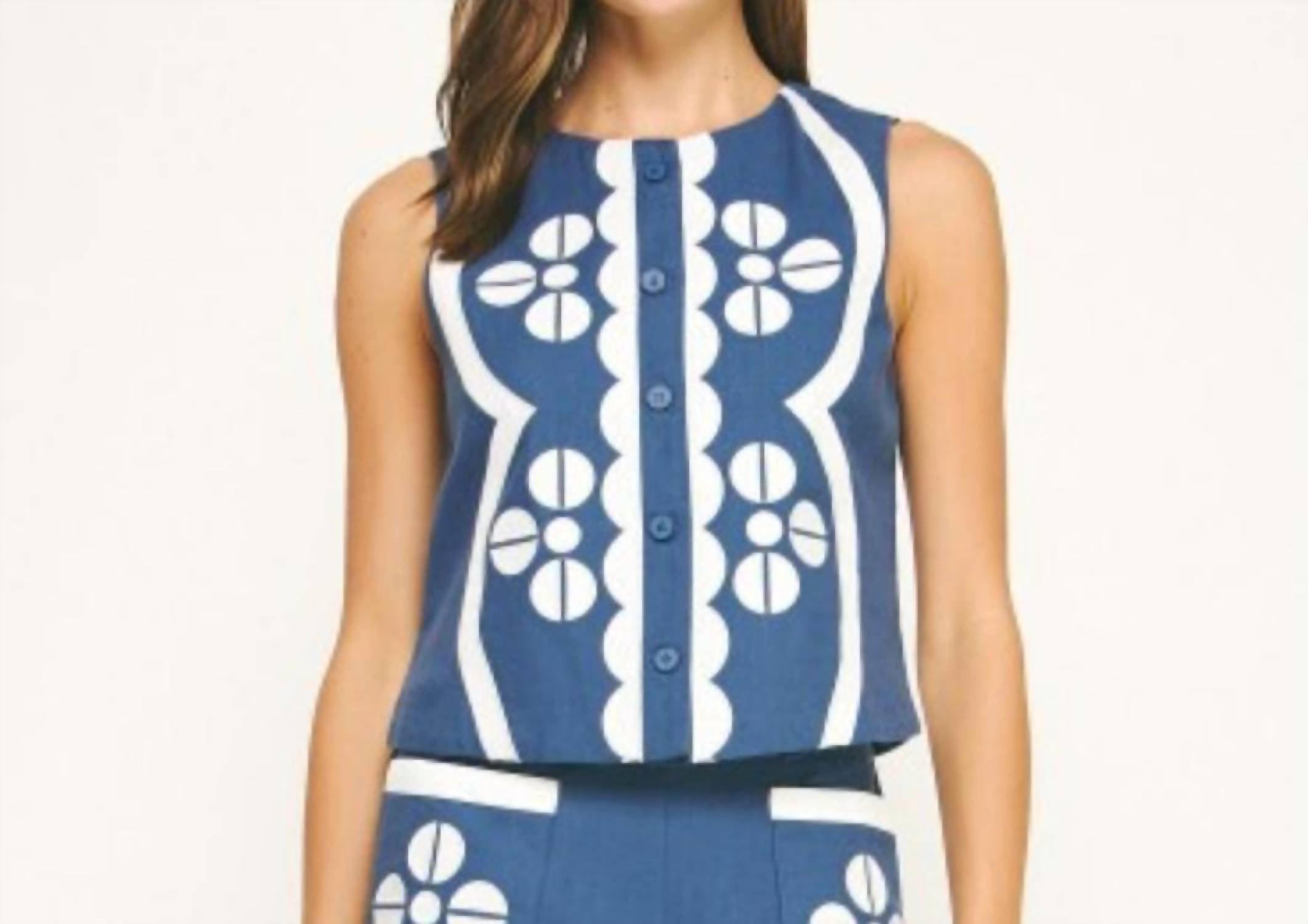 Liv - Embroidery Vest Top