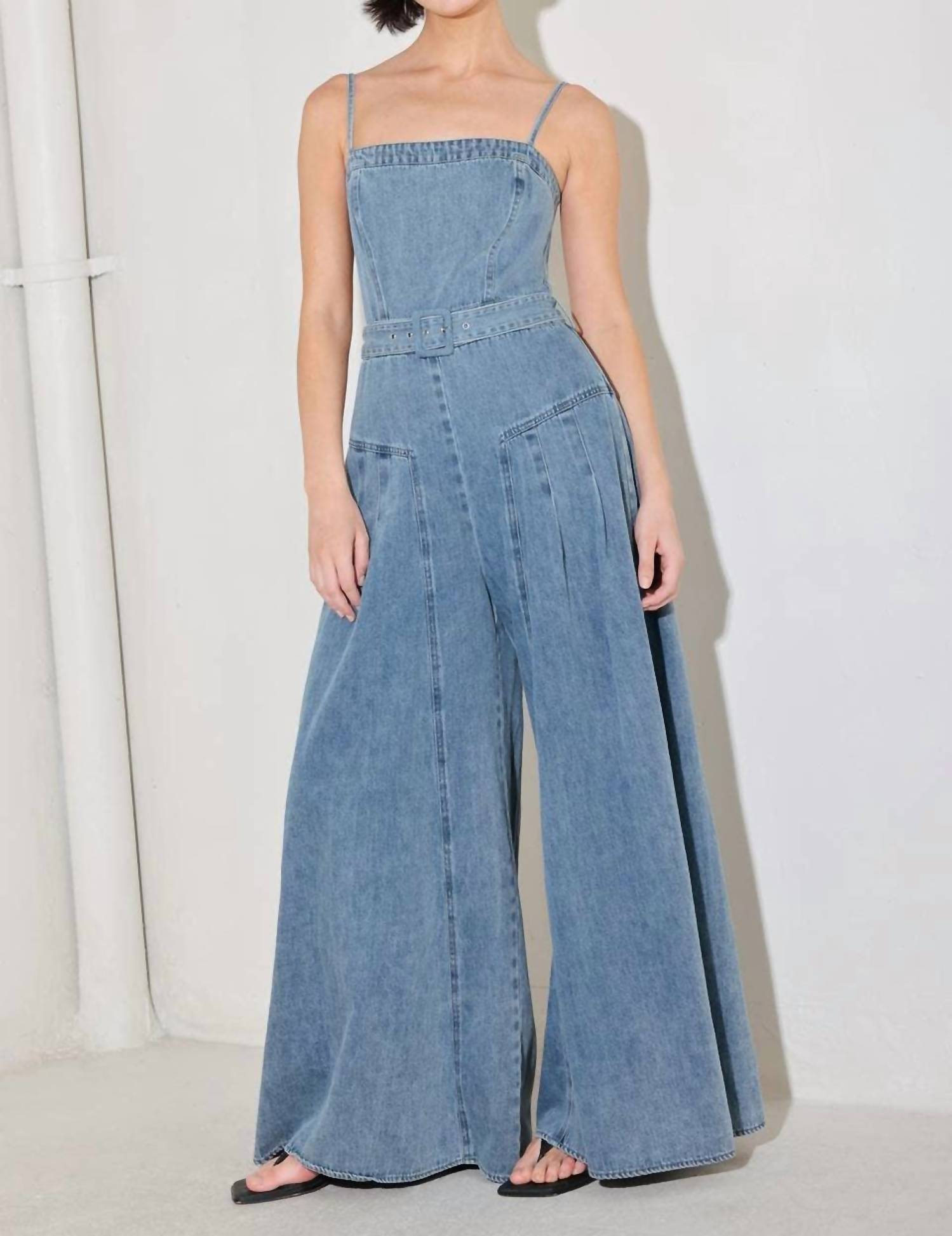 Flying Tomato - Straight Neckline Straps Jumpsuit
