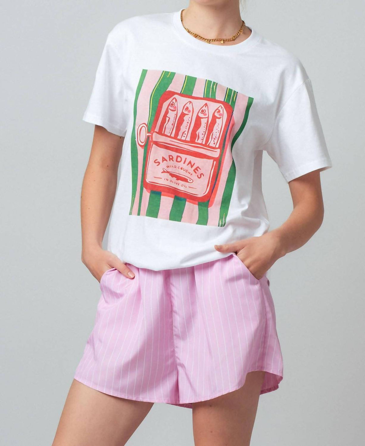 Urban Daizy - Sardine Graphic Tee and Striped Shorts Set