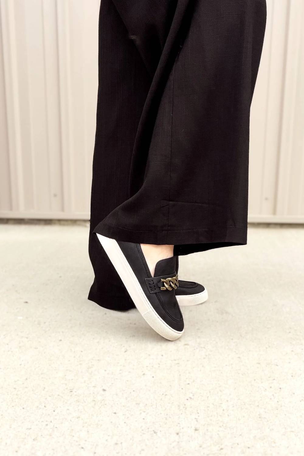 Corkys Footwear - Women's Chain Reaction Loafers
