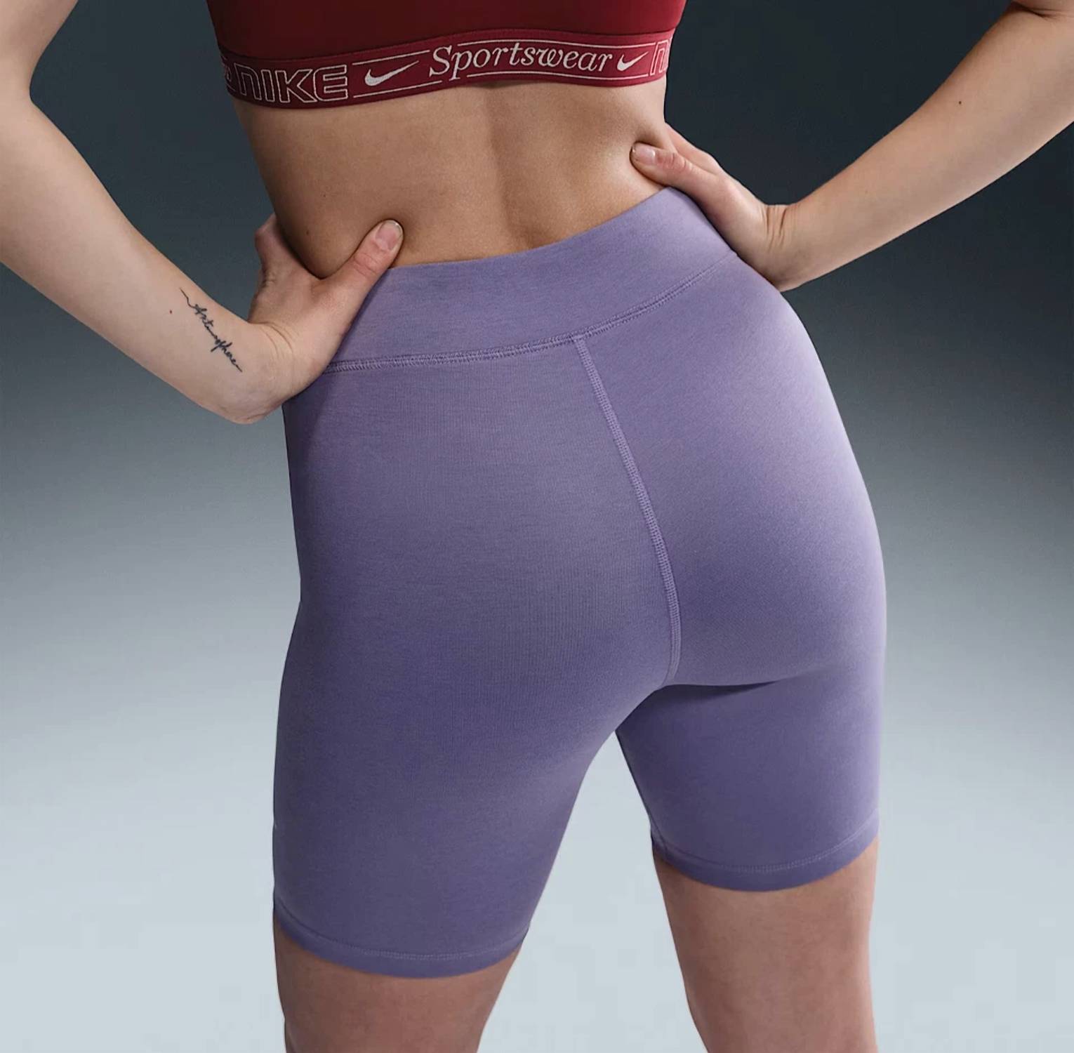 Nike - Women's Bike Short
