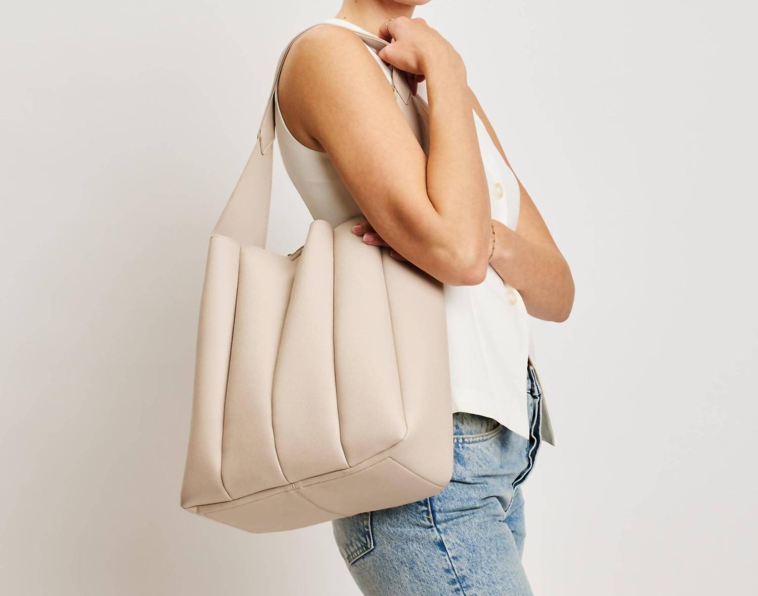 Moda Luxe - Zelda Pleated Detail Hobo Handbag