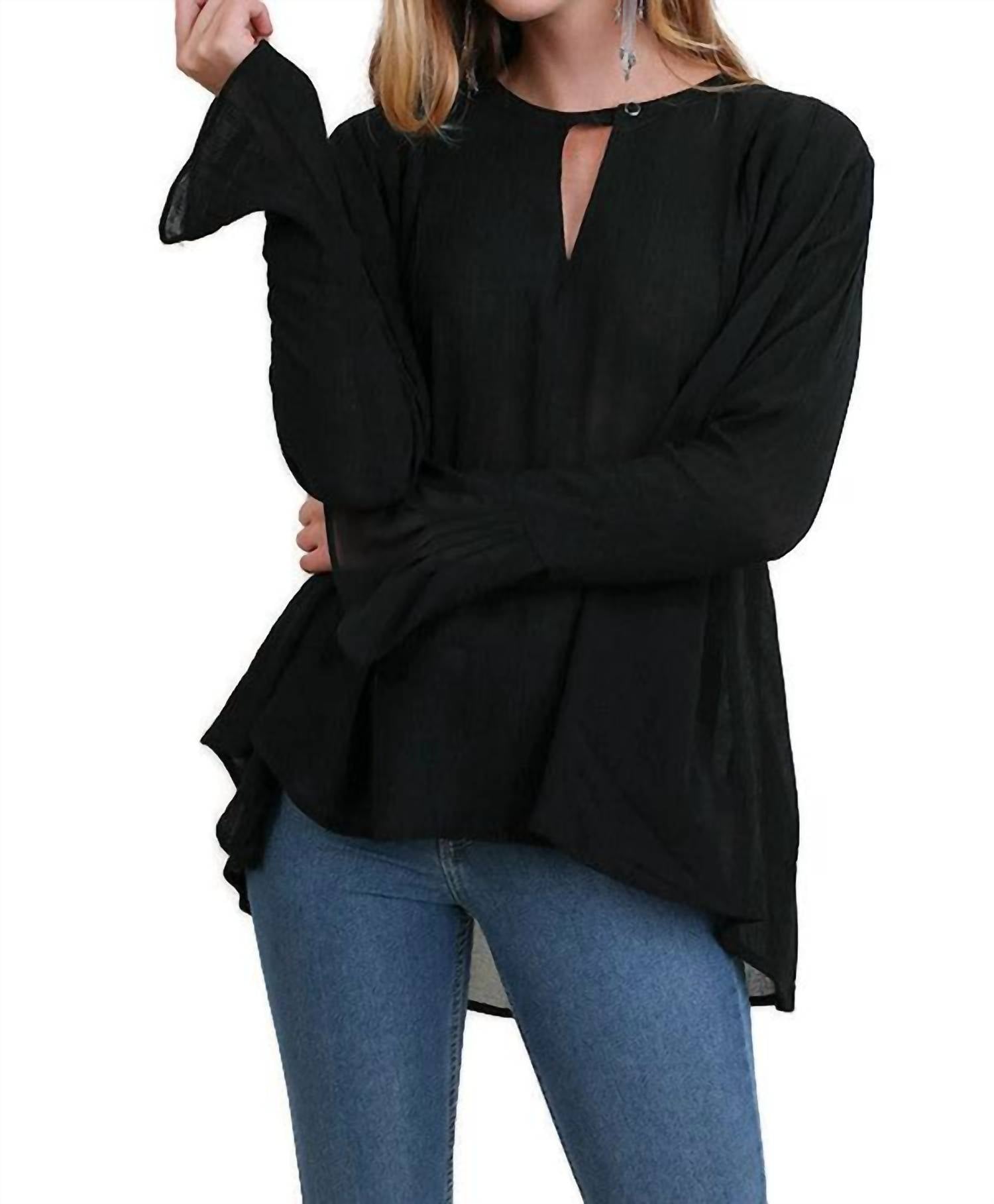 Umgee - Ruffled Sleeve Keyhole Top