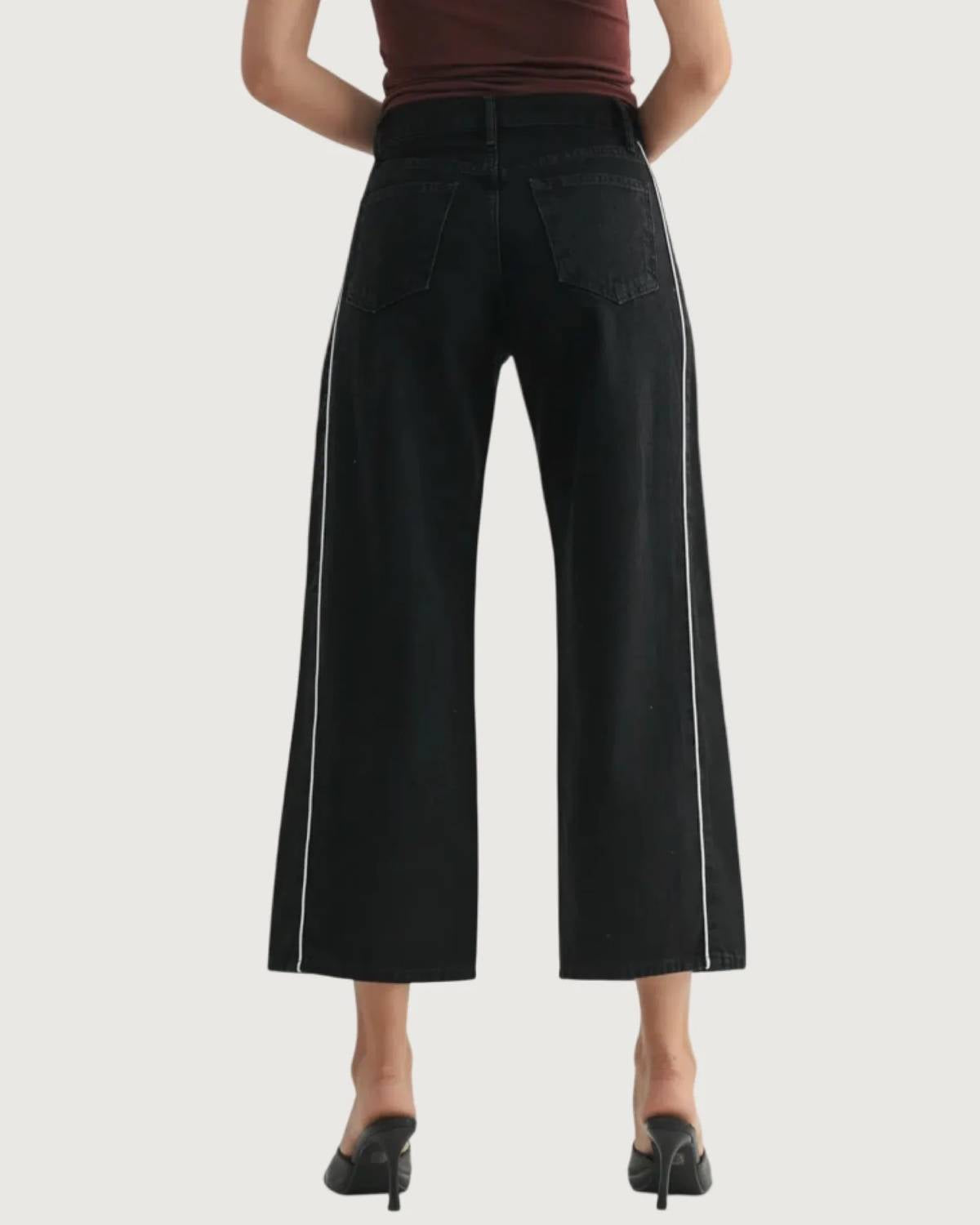 Just Black Denim - Women's Lucy Barrel Jean