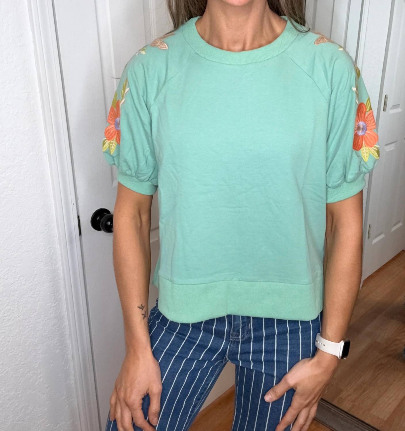 Anniewear - Summer Lovin Short Sleeve Sweatshirt