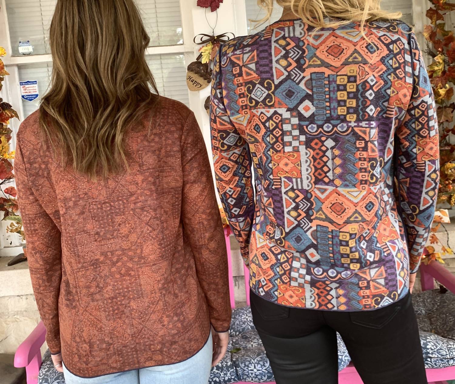 Reversible V Neck Mosaic Print Top