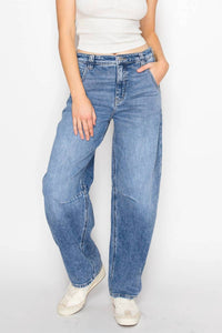 Artemis Vintage - Adjustable Waistband Relaxed Barrel Fit Jeans