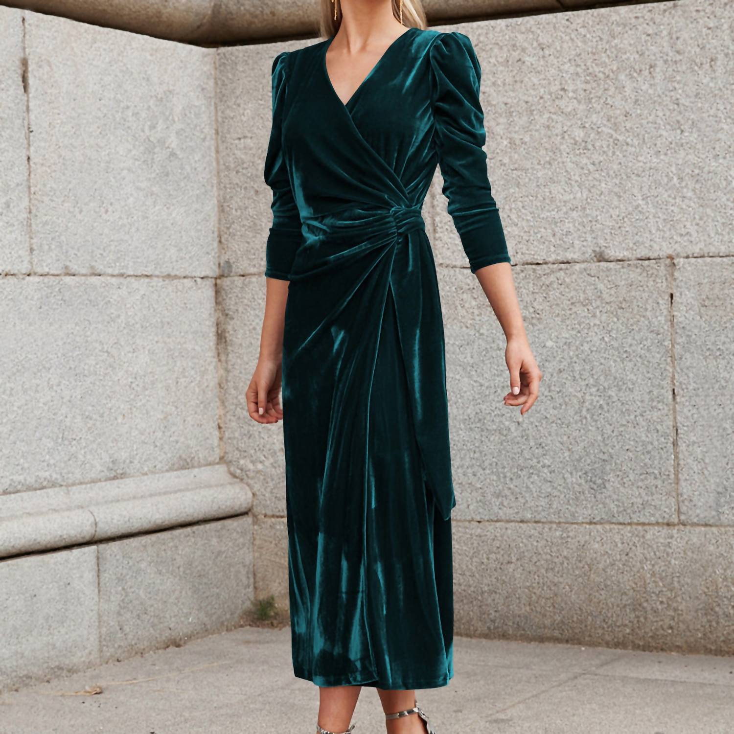 Sweetkama - Waist Tie Velvet Long Dress