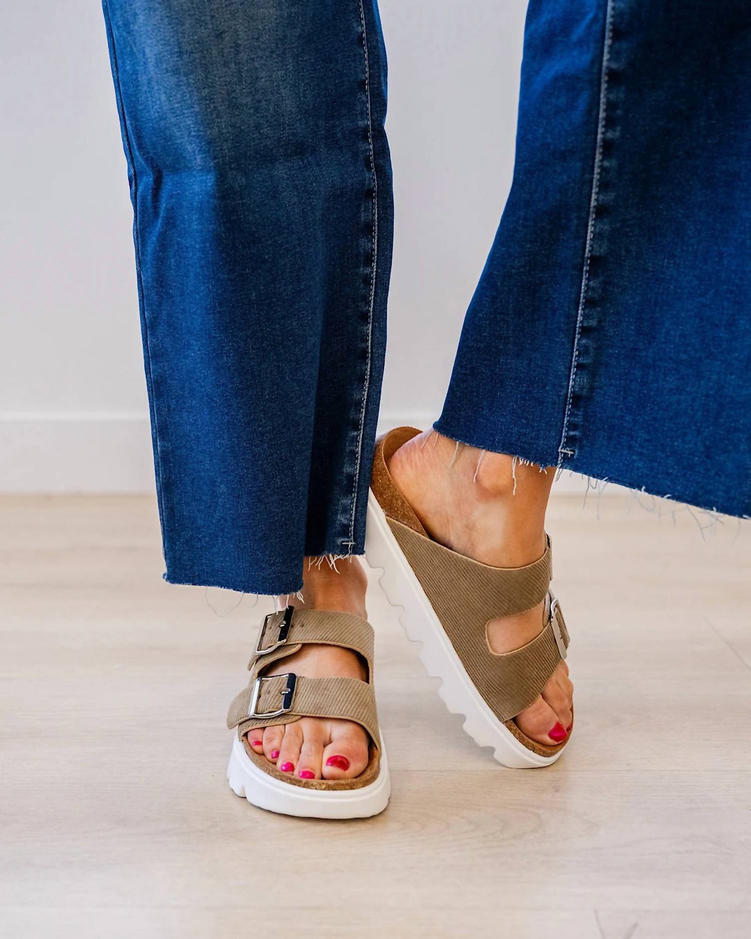 Very G - Women's Jazmin Platform Sandals