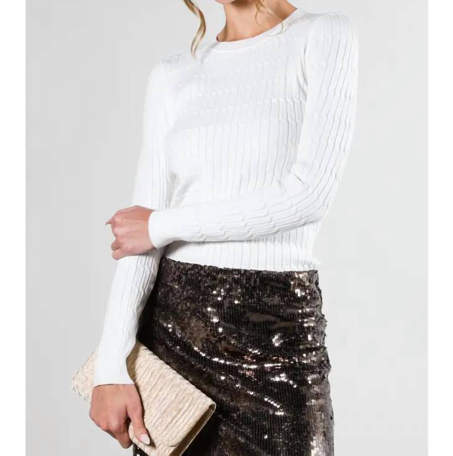 Vine & Love - Round Neck Sweater