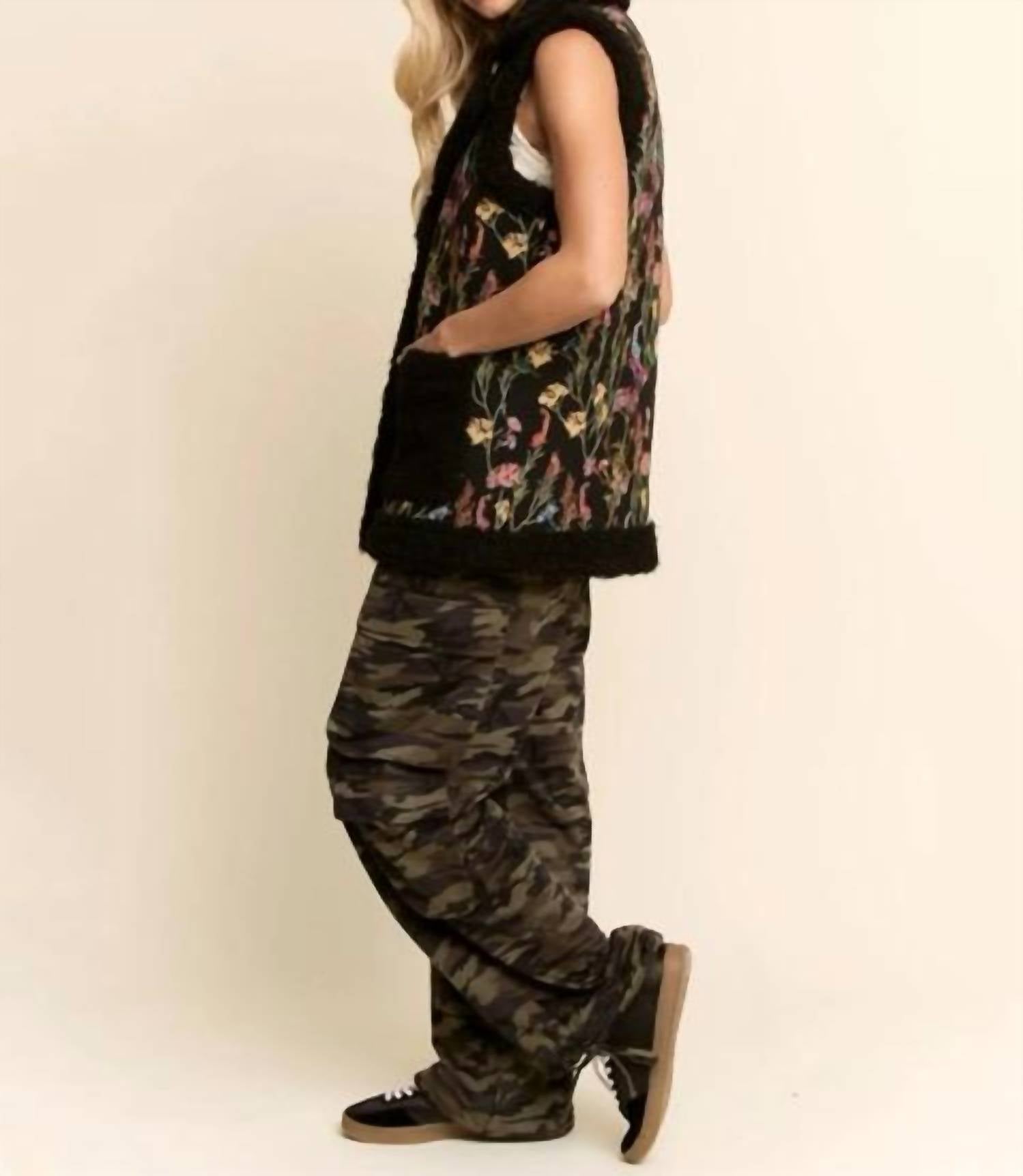 Davi & Dani - Floral Faux Fur Vest