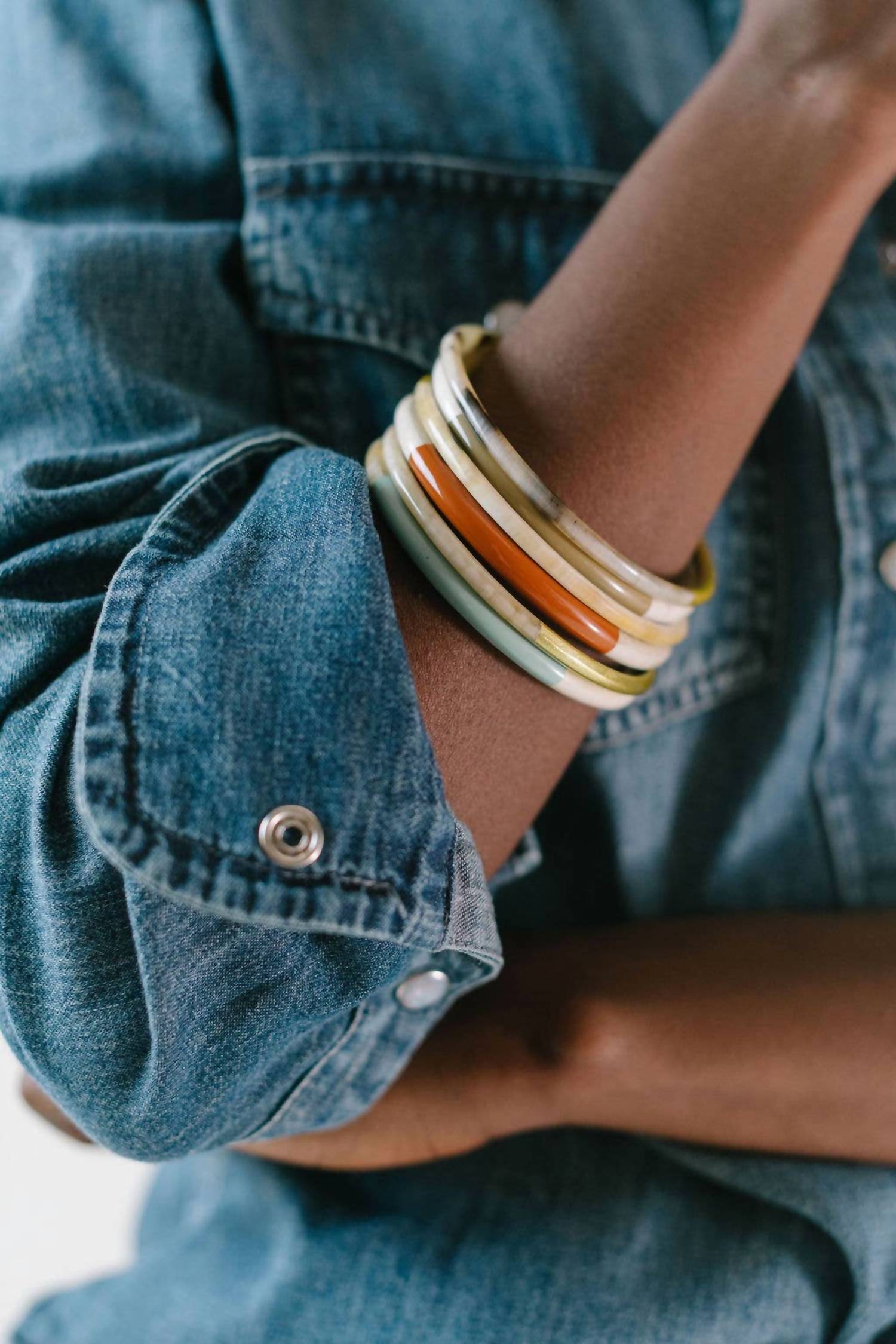 Sunshine Tienda - Women's Autumn Metallic Bangle Set