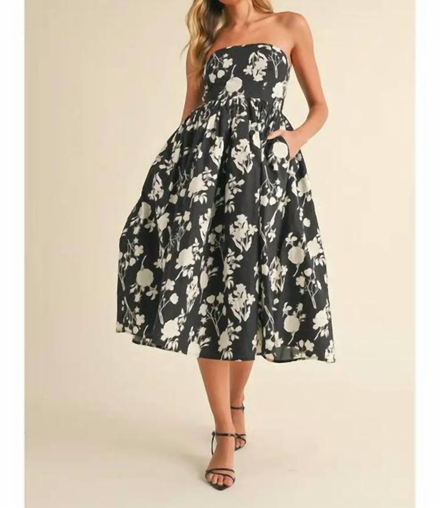 Klesis - Strapless Flare Midi Dress